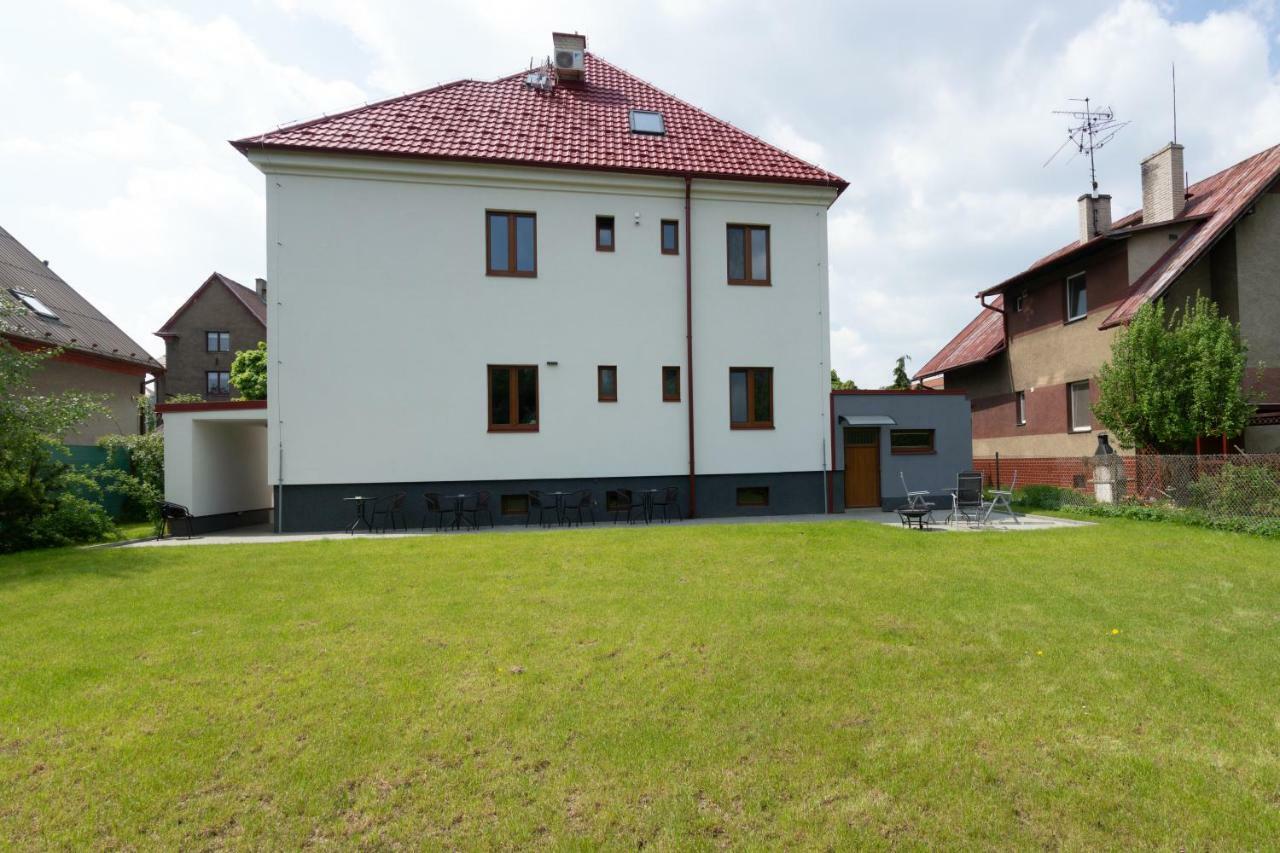 Villa U Areny Ostrava Ngoại thất bức ảnh